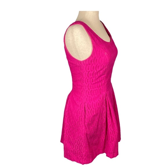 Lord & Taylor Sleeveless Eyelet Fit & Flare Mini Dress Size 6 Petite cotton Pink - Picture 4 of 8